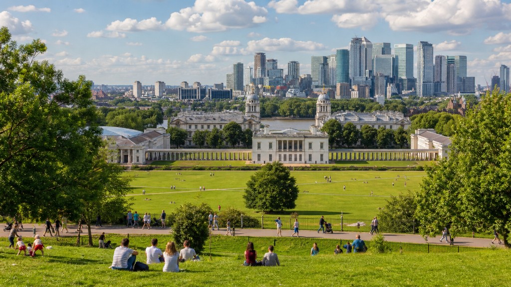 View from Greenwich Park toward the Queen's House, Old Royal Naval College, Thames and Canary Wharf skyline